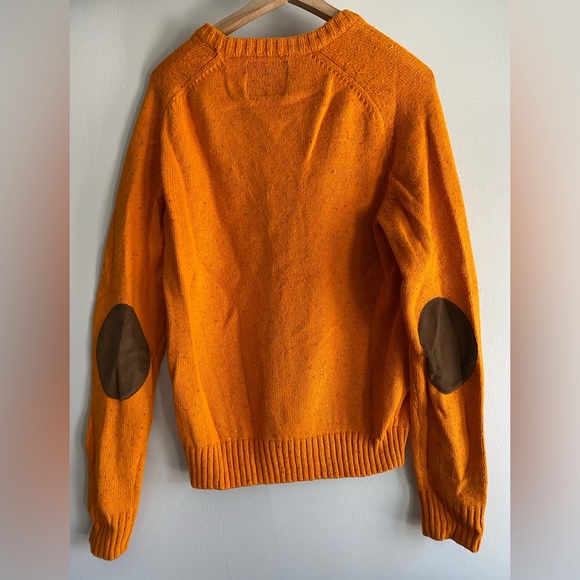 AMERICAN EAGLE | Orange Crewneck Sweater - Picture 2 of 4
